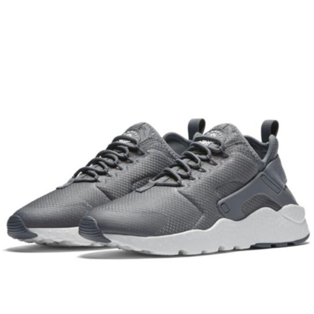 Nike Air Huarache Run Ultra Women’s Size 9